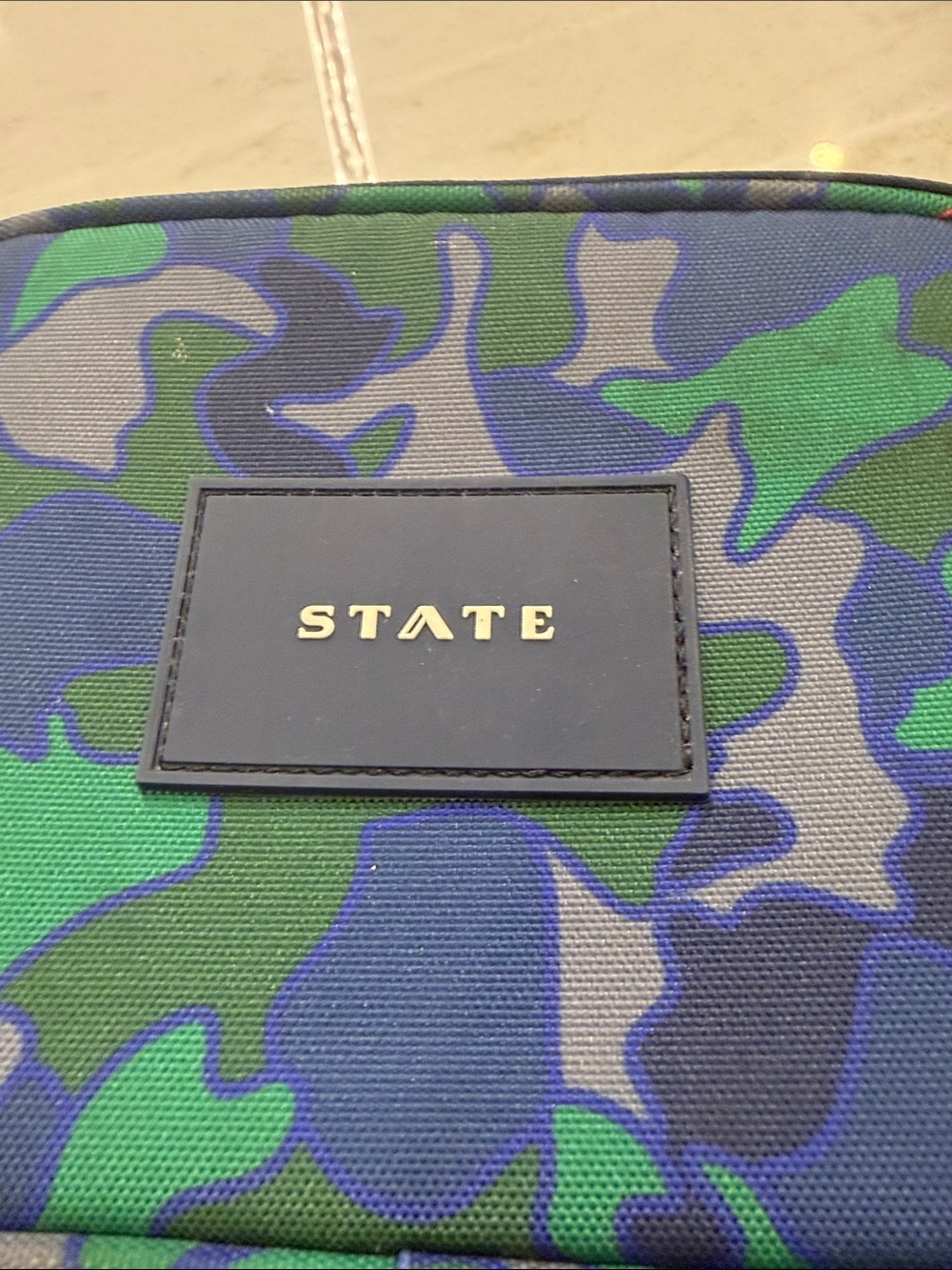 STATE Green and Blue Camo snack bag Rodgers - Picture 2 of 6